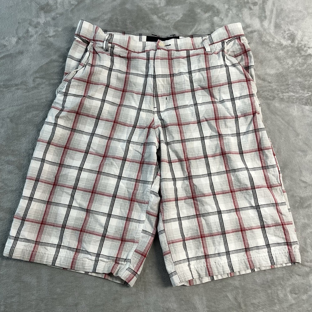 Phat Farm Mens 36x13 Plaid Shorts White Red Gray Black Cotton Flat Front Casual
